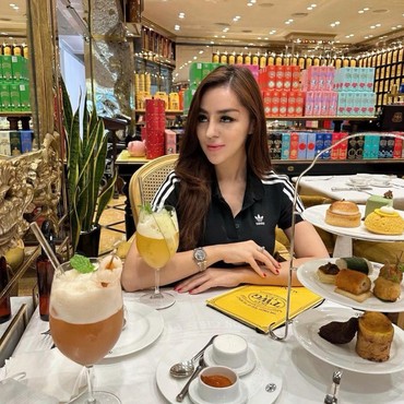 Tepis Isu Wanita Simpanan, Safa Marwah Bongkar Pertemuan Pertama dengan Ridwan Kamil