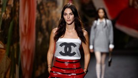 Virginie Viard Mundur dari Rumah Mode Chanel
