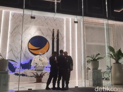 4 Petinggi NasDem Berkumpul di Kantor DPP Malam Ini, Bahas Kasus Mentan