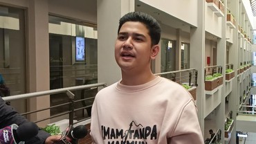 img-title Syakir Daulay Ungkap Rasanya Belajar di Pondok Pesantren