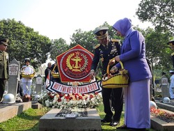 Kasum TNI Pimpin Ziarah Jelang HUT Ke-78 di TMP Kalibata