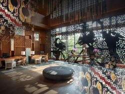 ACCOR Ajak Tamu Rayakan Hari Batik Lewat KarnavALL Batik Nusantara