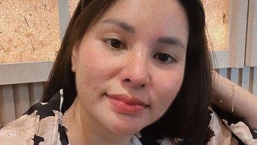 img-title Miliki Bukti VCS Ko Apex dan Dinar Candy, Ayu Soraya Gugat Cerai Suami