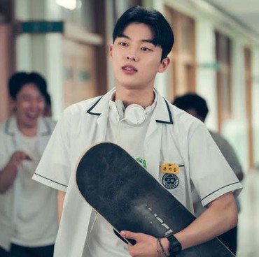 Sosok Choi Hyuk Wook Aktor yang Dituding Terlibat Kasus DUI Kim Sae Ron