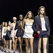 Prediksi Warna Pakaian yang Akan Tren di Tahun 2024, Banyak Warna Soft!