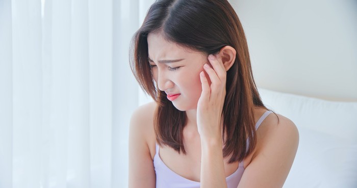 Ilustrasi wajah gatal