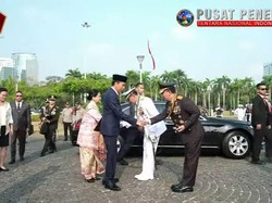 Jokowi Tiba di Lokasi HUT Ke-78 TNI, Disambut Panglima dan Kapolri