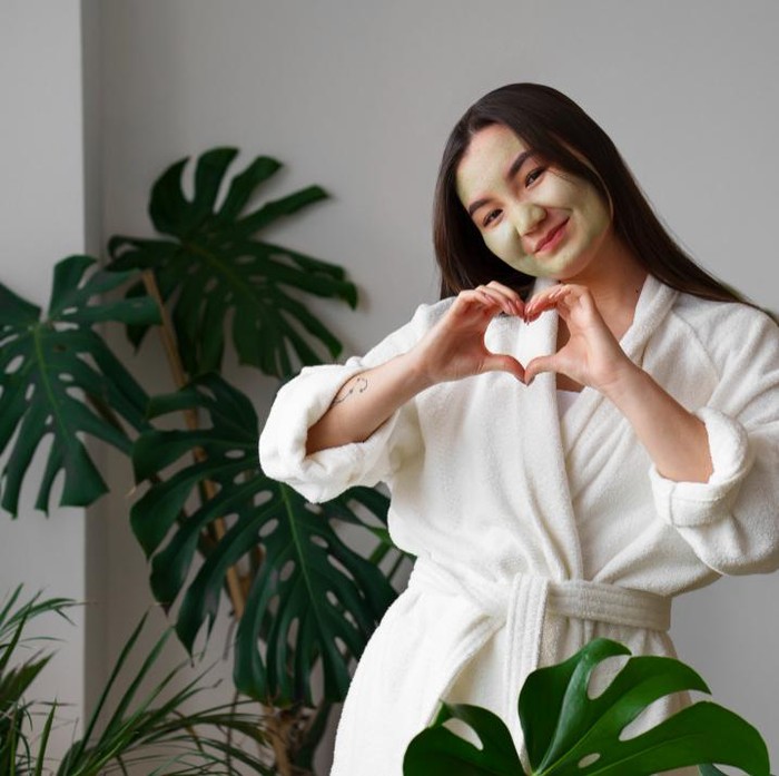 Merawat diri/ Foto: freepik.com/freepik