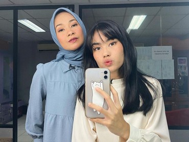 img-title Alya Rohali Ungkap Perjuangan Putrinya Sembuh dari Eating Disorder