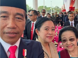 Puan Pamer Momen Selfie Bareng Jokowi dan Megawati di HUT TNI