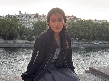 7 Potret Terbaru Ratu Felisha yang Kini Gemar Traveling