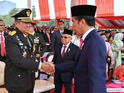 Momen Hangat Jokowi Salami SBY di HUT Ke-78 TNI