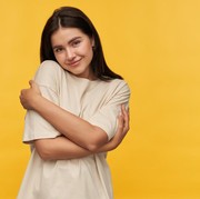 5 Cara Jadi Single Happy dan Anti Galau Ketika Para Sahabat Sudah Bertemu Tambatan Hati
