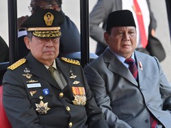 Mesranya SBY dan Prabowo di HUT TNI, Semobil hingga Duduk Sebelahan