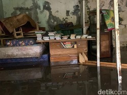 Asrama Santri Salafi Sukabumi Kebanjiran: Kitab hingga Kelas Terendam