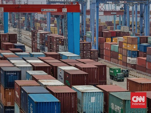Neraca Dagang RI Surplus US$4,3 M per Mei 2025