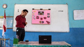 11 Ide Kado untuk Hari Guru Nasional, Sederhana tapi Bermanfaat