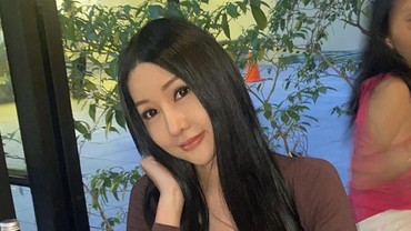 img-title Akui Lahir sebagai Laki-laki, Lucinta Luna Bakal Jalani Umrah Sesuai Kodrat