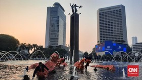 Aksi Tolak Oligarki Dibubarkan, Aktivis Greenpeace Diamankan Polisi
