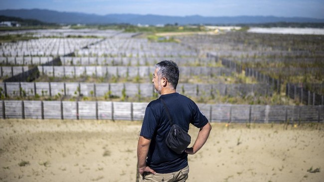 FOTO: Kehangatan Sake Beri Harapan Hidup Nelayan Fukushima