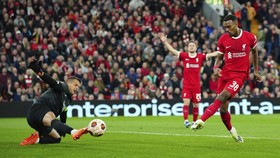 FOTO: Liverpool Sangar di Liga Europa, Gebuk St. Gilloise 2-0