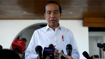 Dalam pidatonya di rapat darurat OKI di Riyadh, Jokowi menyinggung negara dunia yang seolah tak bisa berbuat apa-apa menyetop agresi brutal Israel ke Gaza.