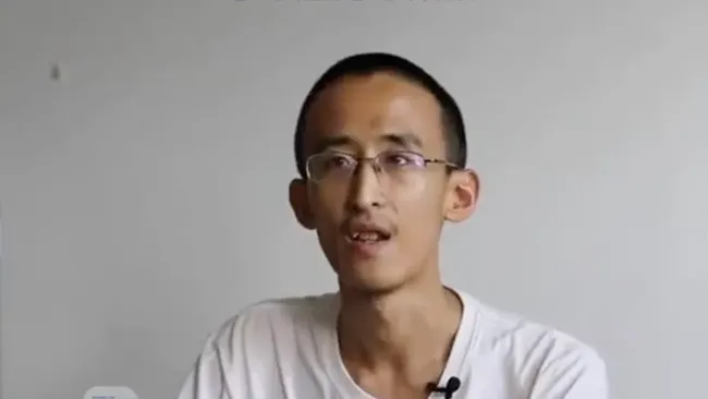 Child Prodigy Zhang Xinyang: From PhD at 16 to Financial Dependency at 28