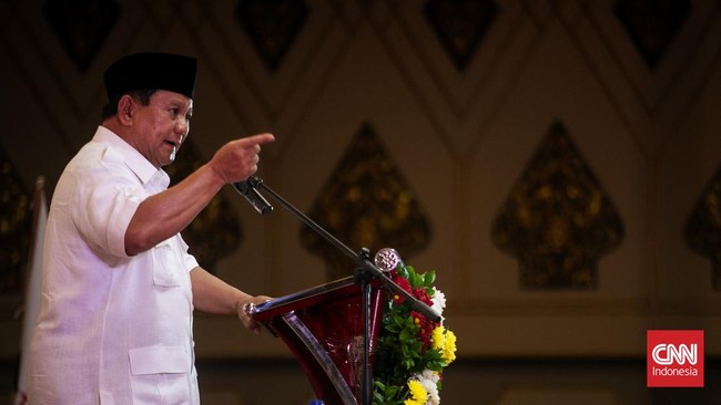 Prabowo Subianto mengaku menerima usulan dari kelompok relawan Samawi agar menggandeng Gibran Rakabuming Raka menjadi cawapres.