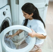 Ini 6 Jenis Bahan Pakaian yang Tak Boleh Dicuci di Mesin Cuci