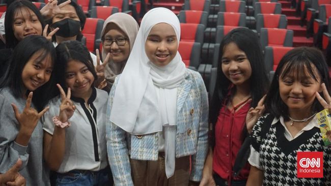 Putri Ariani mengungkap tantangan selama berkompetisi di America's Got Talent (AGT) 2023 lalu. Salah satu 'challenge' yang ia rasakan adalah pemilihan lagu.
