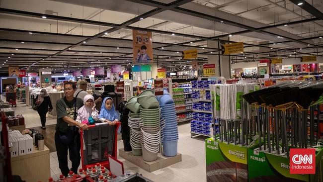 Belanja Baju Anak di Transmart Full Day Sale, Diskon hingga 70% Selama gelaran Transmart Full Day Sale, kaus, kemeja, blus, hingga dress anak berbagai merek diskon gede hingga 70%.