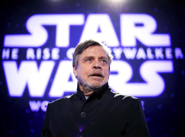 HOLLYWOOD, CALIFORNIA - DECEMBER 16: Mark Hamill attends the Premiere of Disney's 