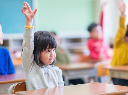 7 Tanda Psikologis Anak Belum Siap Sekolah dan Solusinya yang Tepat Menurut Ahli