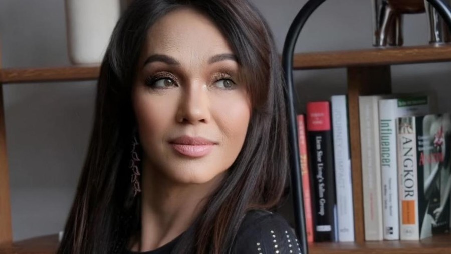 Bunda Corla Sebelum Jalani Operasi Plastik Bunda Corla Sebelum Jalani Operasi Plastik