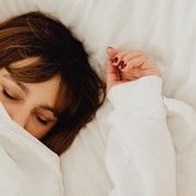 Fitur White Noise iPhone Bisa Bantu Tidur Kamu Lebih Nyenyak, Lho! Sudah Tahu?
