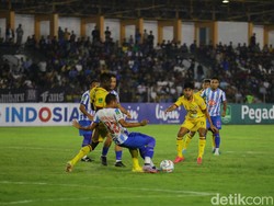 PSPS Riau Pecat Jan Saragih!