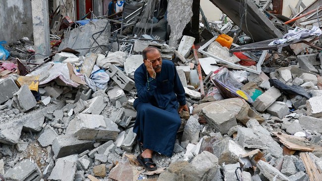 Setidaknya 497 orang di Palestina meninggal usai Israel membombardir kamp pengungsi Jabalia di Gaza pada Senin (9/10).