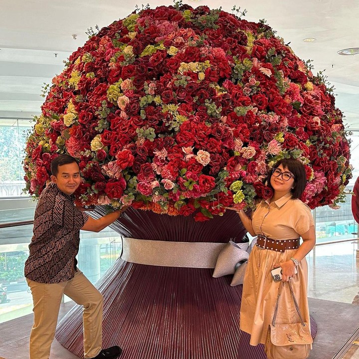 <p>Joy Tobing menikah dengan Cahyo pada tahun 2021, Bunda. Pada hari jadi yang ke dua tahun, Cahyo mengungkapkan perasaannya pada sang istri. Ia berterima kasih dan menyebut Joy adalah istri yang luar biasa. (Foto: Instagram: @cahyo.permono)</p>