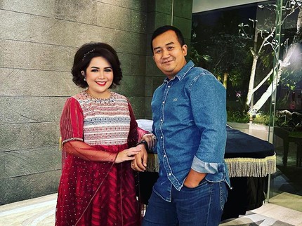 Terpopuler: Potret Joy Tobing dan Suami TNI yang Sempat LDR 8 Bulan