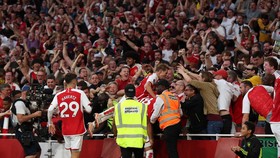 Top 3 Sports: PSM Pecat Pluim, Arsenal Hajar Man City