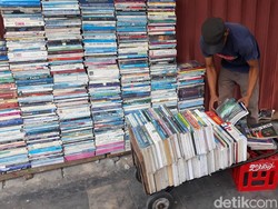 Kenang Pedagang Pasar Buku Kwitang, Dulu Ramai Hingga Jadi Tempat Syuting