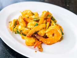Udang Telur Asin hingga Pink Sour Squash, Suguhan Istimewa dari Harris Bekasi