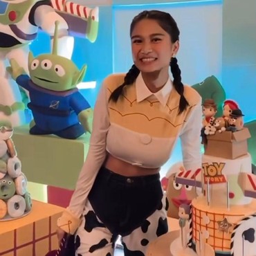 Balasan Menohok Azizah Salsha Usai Disebut Caper gegara Adopsi Anjing