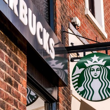 Saham Anjlok Gegara Isu Israel, Starbucks Jakarta Sepi Pengunjung Imbas Boikot