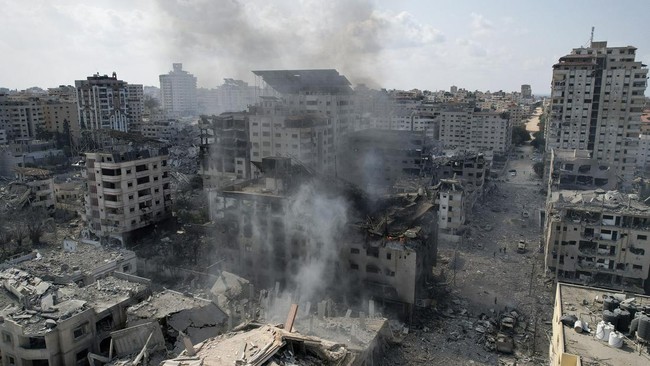 Perang antara Israel vs Hamas dikhawatirkan terus merembet usai Tel Aviv mengaku menerima serangan roket dari wilayah Suriah pada Selasa (10/10).
