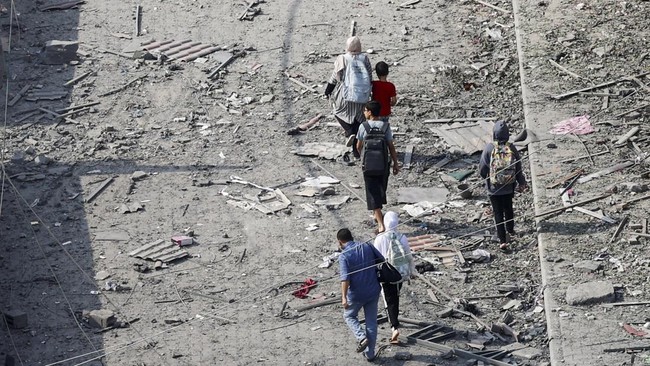 Kementerian Luar Negeri RI mengabarkan kondisi warga negara Indonesia (WNI) yang berada di Palestina khususnya Jalur Gaza hingga kini dalam keadaan baik.