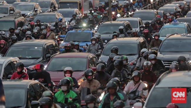 Pj Gubernur DKI Jakarta Heru Budi Hartono akan berdiskusi bersama masyarakat Jakarta terkait wacana penerapan kebijakan ganjil genap untuk sepeda motor.