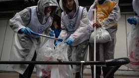 FOTO: Serunya SpoGOMI, Kompetisi Mengumpulkan Sampah di Jepang