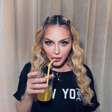 Madonna Takjub Masih Hidup Usai Tak Sadarkan Diri gegara Infeksi Serius