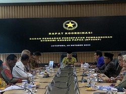 Maruf Pimpin Rapat Percepatan Pembangunan di 4 Daerah Otonomi Baru Papua
